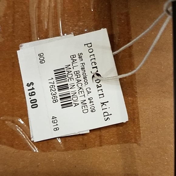 ISOPottery Barn Kids Ball Bracket/Medium - Picture 2 of 5